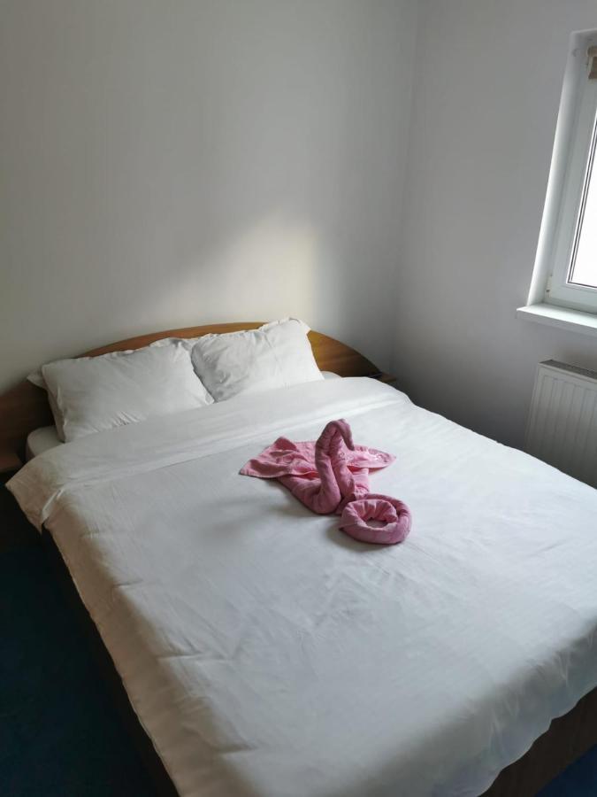 Apartament Langa Castan Apartman Azuga Kültér fotó